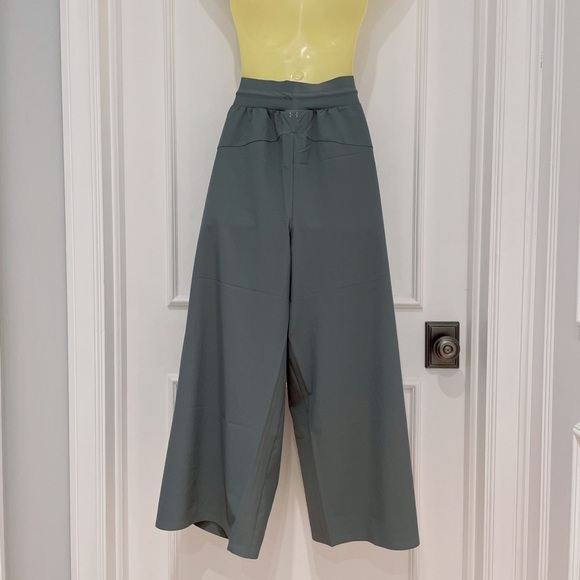 NWT** Under Armour Loose trend pant - Picture 8 of 9